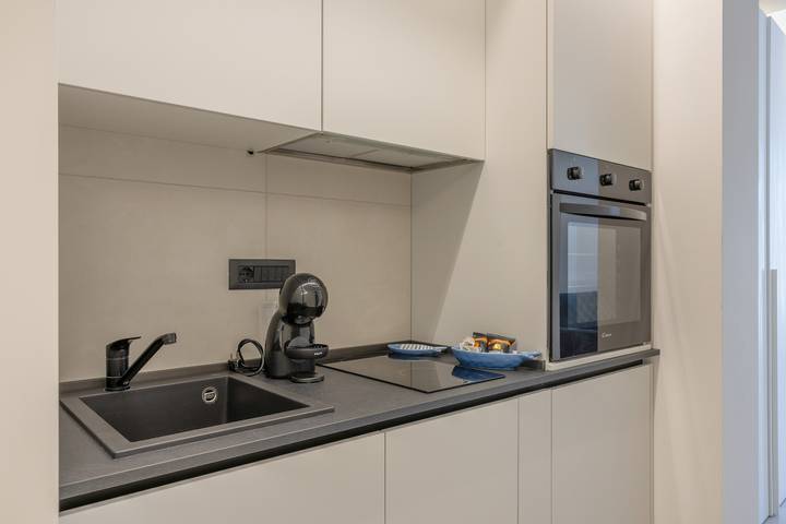 Appartement entier, Appartement « Calcagno Home 3 » avec terrasse privée, Wi-Fi et climatisation in Milazzo, Province de Messina