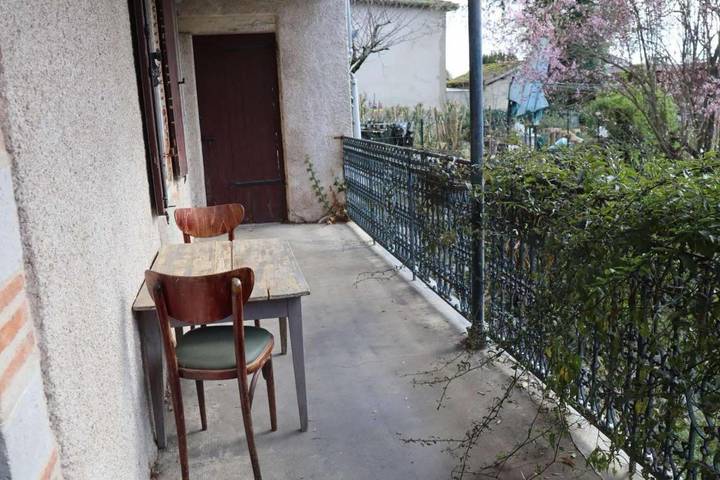 Gîte pour 3 personnes, avec balcon et vue à Caussade - 4