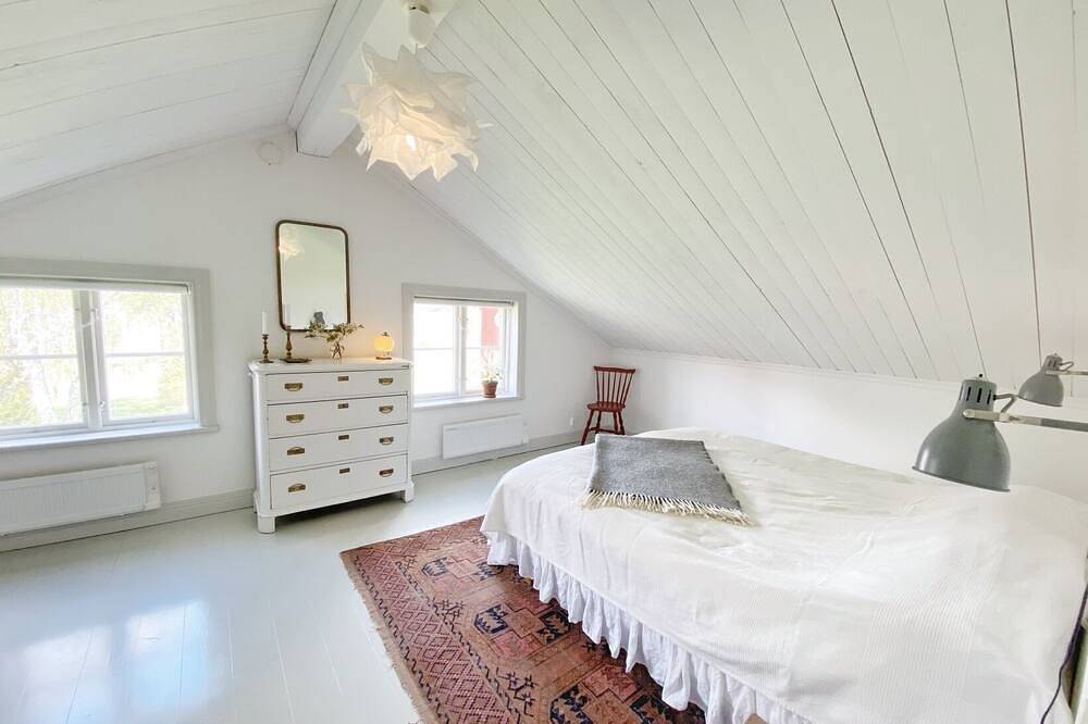 Wunderbares Ferienhaus direkt am See Nyckelsjön in Gnesta, Schwedische Ostsee