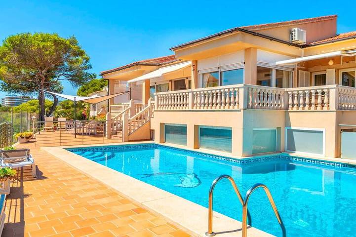 Ferienhaus für 11 Personen, mit Terrasse