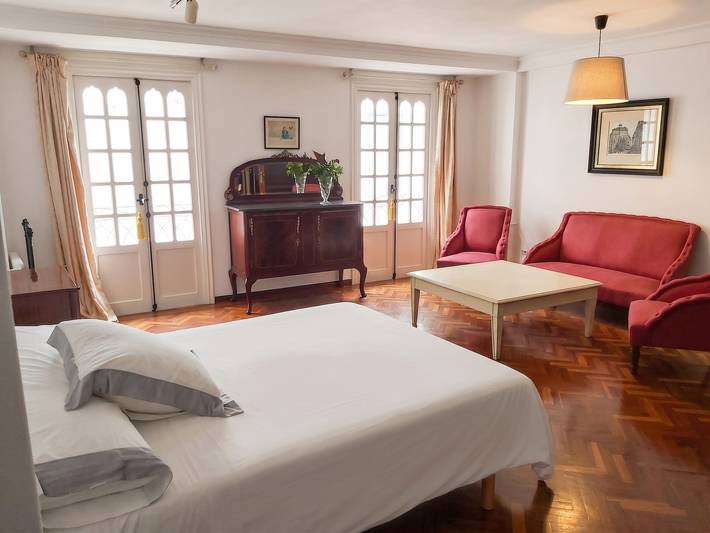 Geräumiges Haus mit Terrasse und Balkon in A Coruña in La Coruña, A Coruña
