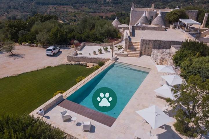 Maison de vacances pour 14 personnes, avec sauna et piscine ainsi que jardin et terrasse, animaux acceptés à Casalini