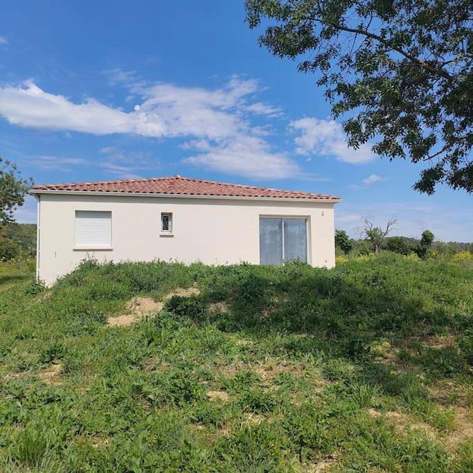 Location de vacances pour 4 personnes, avec vue ainsi que terrasse et jardin à Mons (Gard) - 2