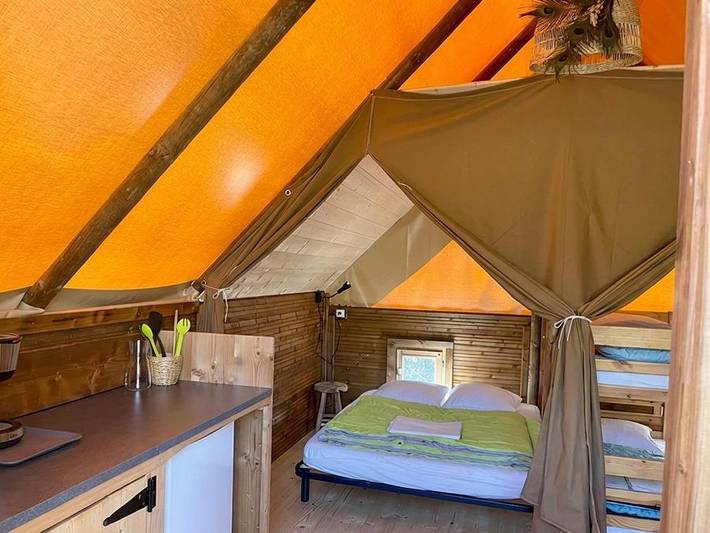 Camping für 5 Personen, mit Kinderpool und Pool sowie Whirlpool am Gardasee - 3