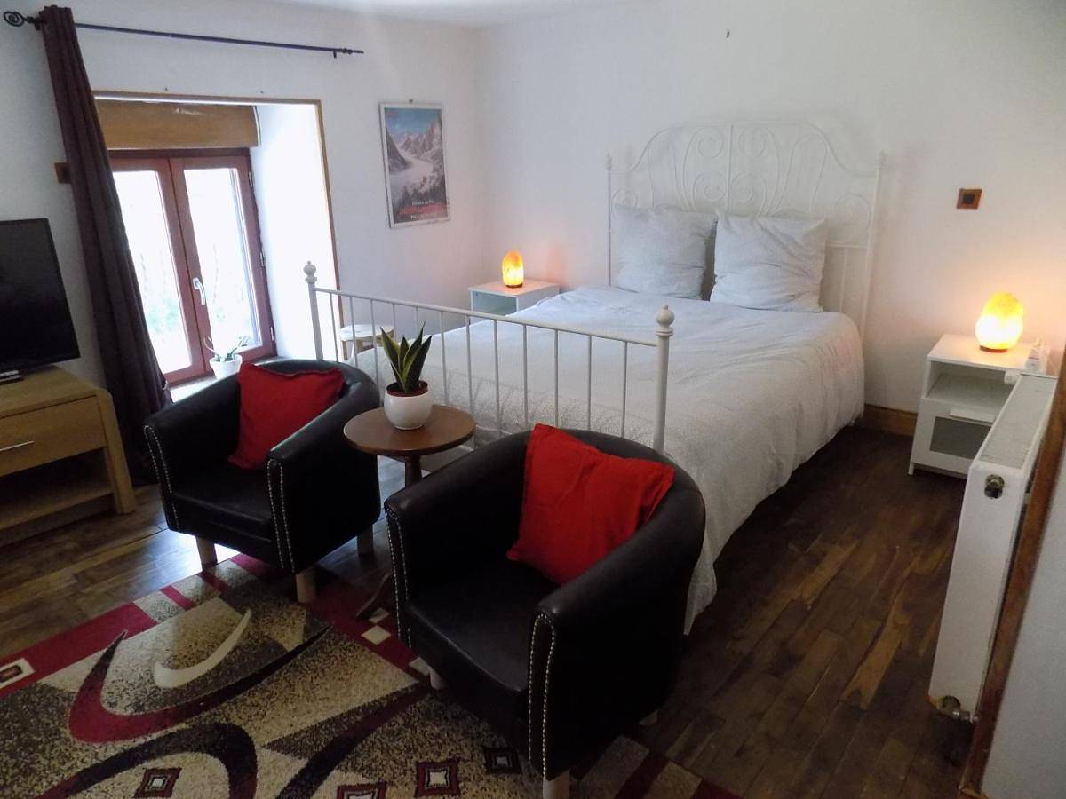 Deluxe Double Room (2 Adults + 1 Child) in Gaël (Ille-et-Vilaine), Région de Rennes