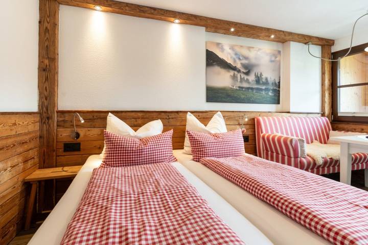 Hütte für 2 Personen, mit Garten und Balkon, mit Haustier in den Allgäuer Alpen - 2