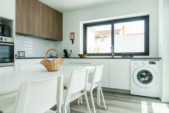 Gîte pour 4 personnes, avec terrasse à Ponta Delgada - 2