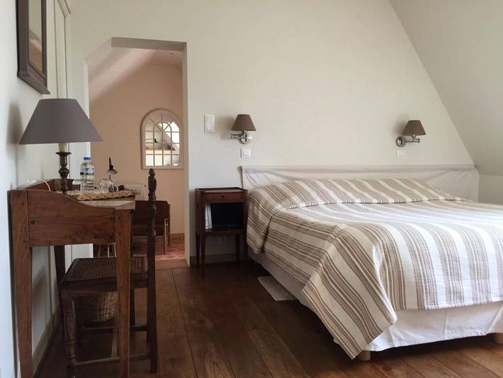 Chambre d’hôte pour 3 personnes, avec vue et jardin à Dragey-Ronthon - 3