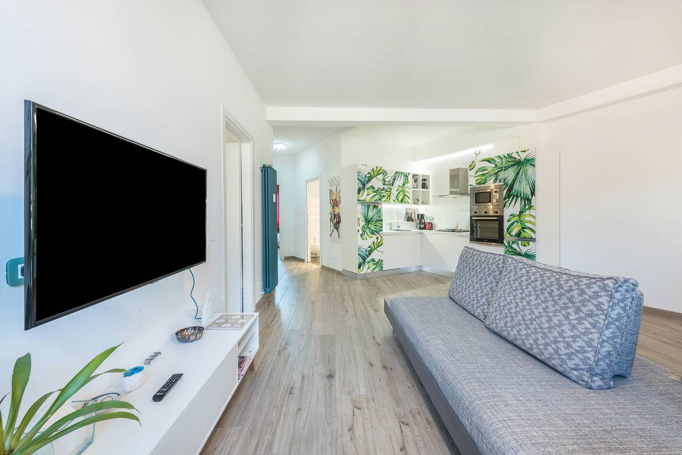 Ganze Wohnung, Ferienwohnung 'Center Salo' mit Wlan und Klimaanlage in Salò, Gardasee-Berge
