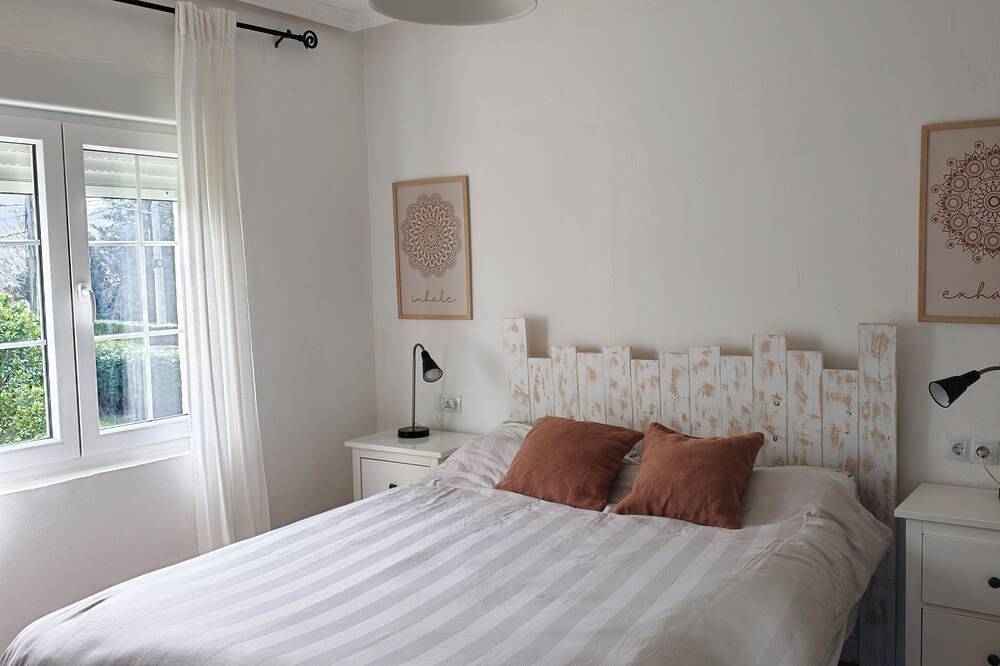 Villa with swimming pool, jacuzzi and sea views - 5 min from the port of Cudillero in Cudillero, Costa Verde (Spain)