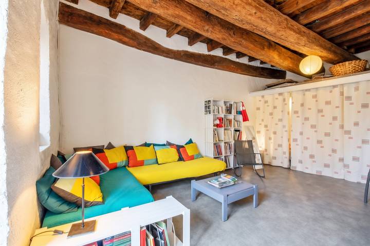 Estudio entero, Estudio encantador en Villeneuve-lès-Avignon, 45m², balcón in Villeneuve-lès-Avignon, Region de Nimes