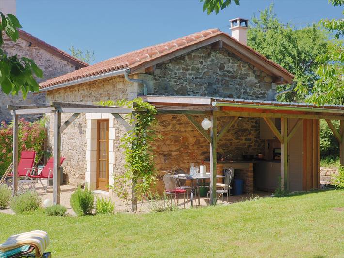 Location de vacances pour 2 personnes, avec jardin en Dordogne - 2