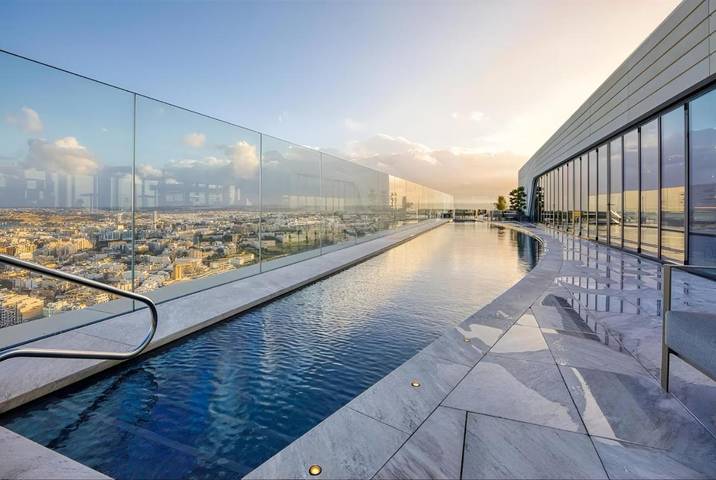 Appartement de vacances pour 2 personnes, avec vue ainsi que piscine et terrasse