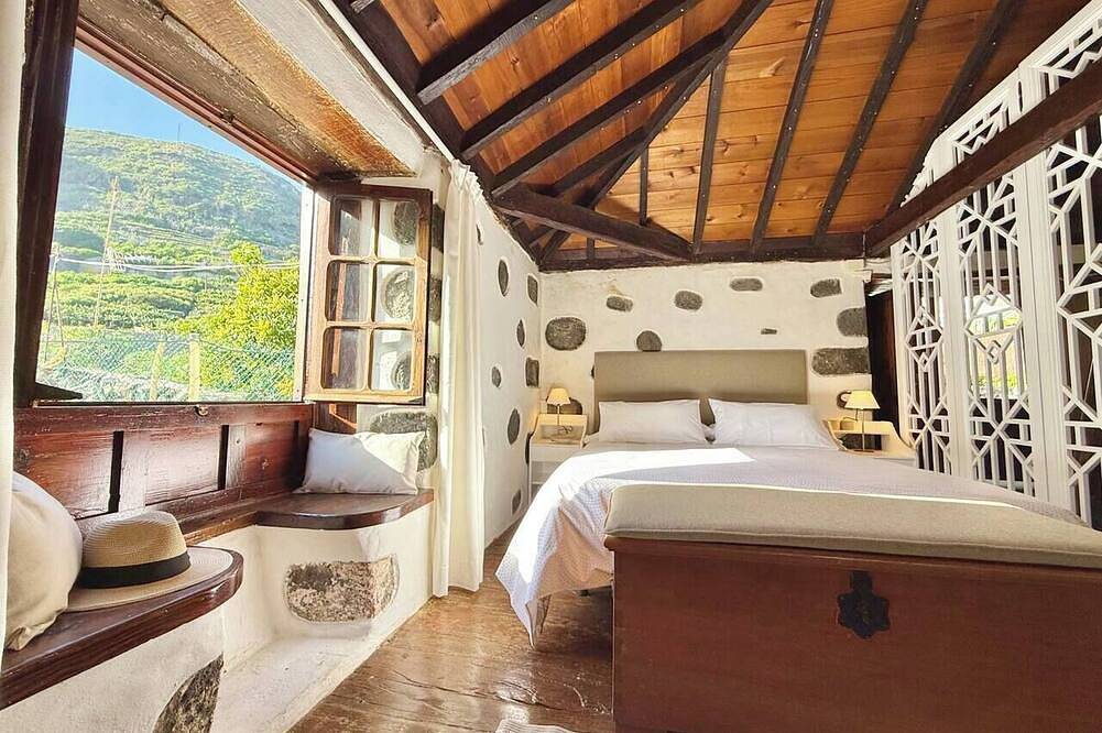 Casa Jarana,Jacuzzi privé prés de la Mer. in Las Aguas, San Juan de la Rambla