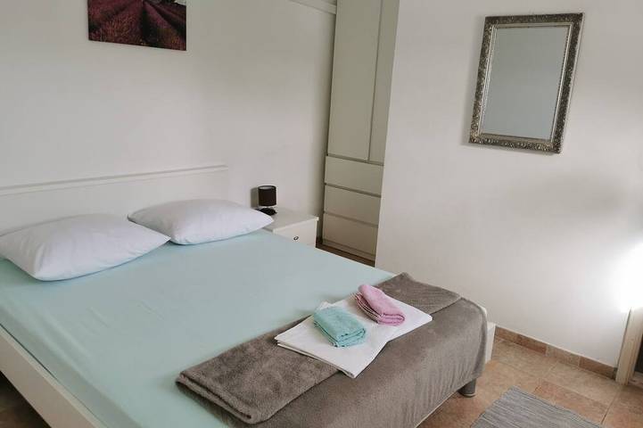 Ganze Wohnung, 2-Zimmer-Ferienwohnung am Strand Luka Dubrava, Peljesac in Dubrovnik-Neretva