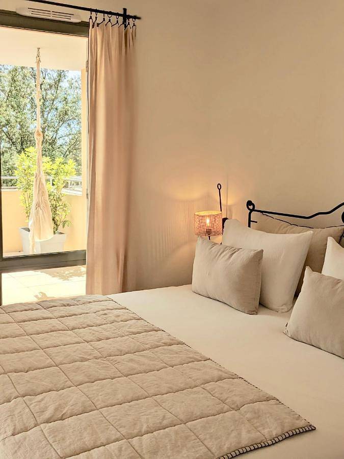 Appartement entier, Appartement Terrasse avec Vue exceptionnelle Golf in Saumane-de-Vaucluse, Vaucluse