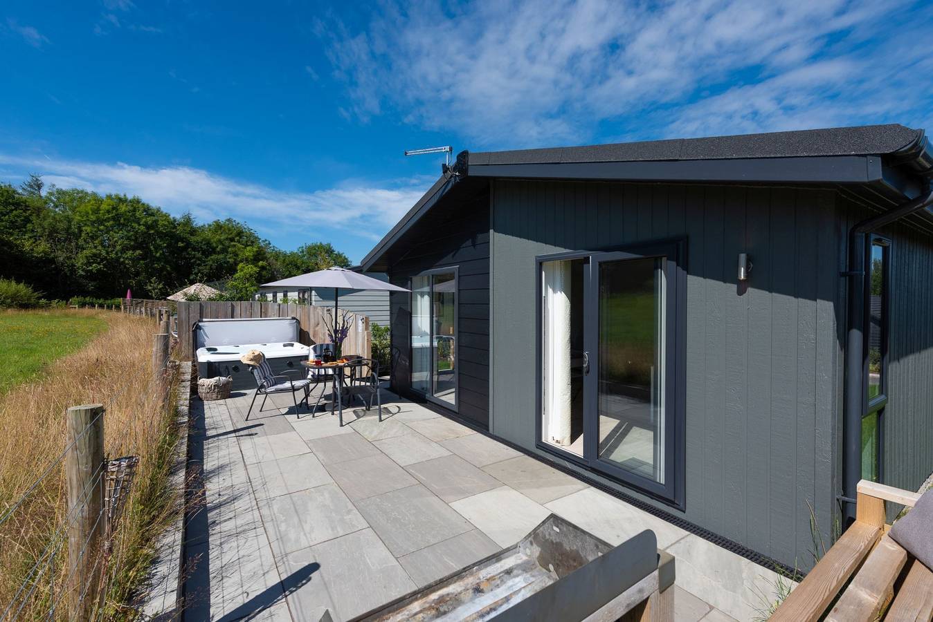 Periwinkle Lodge, 3 Roadford Lake Lodges in Broadwoodwidger, Devon