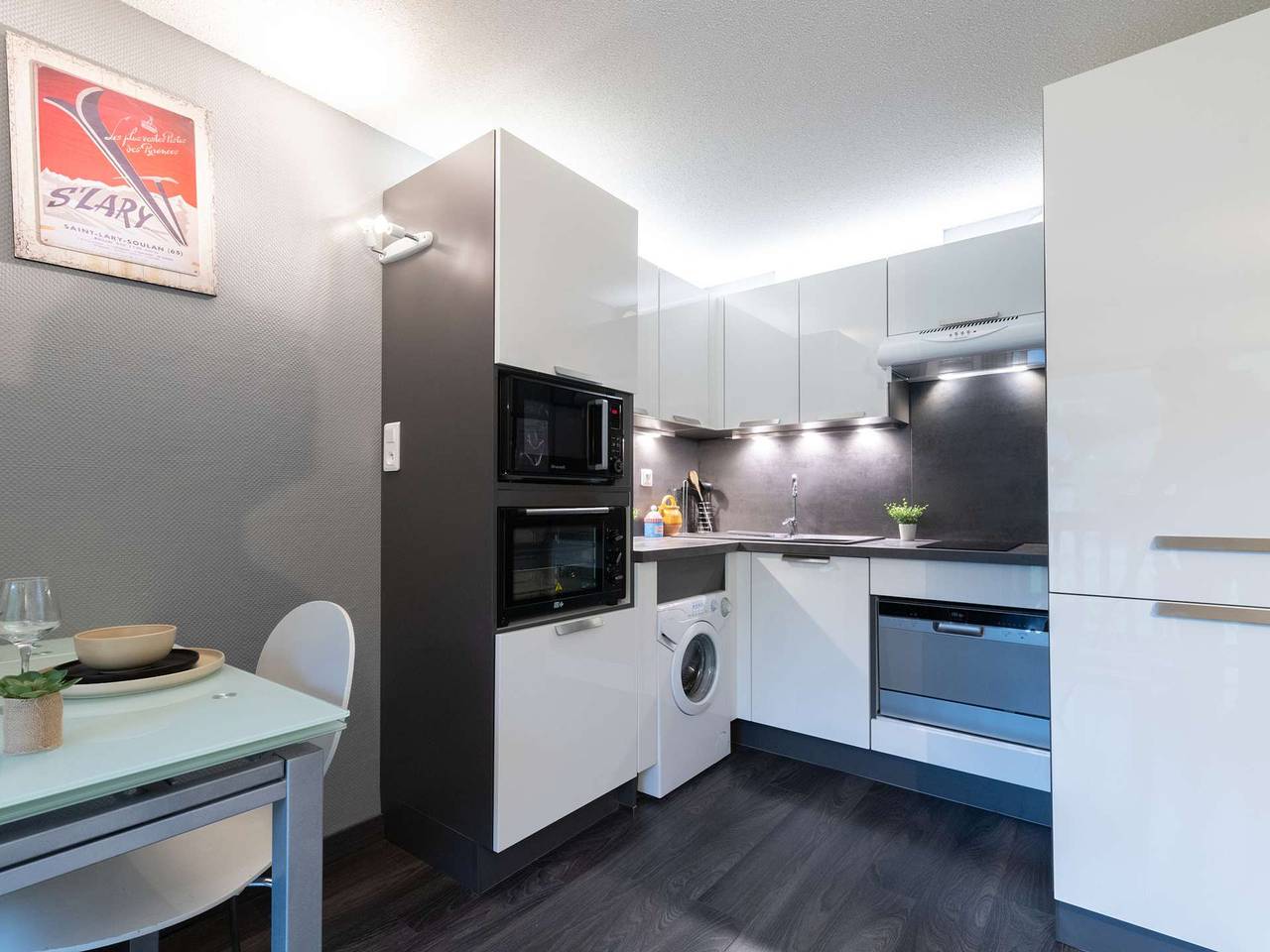 Appartement entier, Appartement rénové 4 personnes calme proche centre Saint-Lary in Saint-Lary-Soulan, Parc national des Pyrénées
