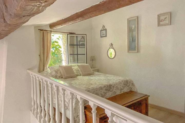 Location de vacances pour 4 personnes, avec terrasse et jardin à Seillans - 3
