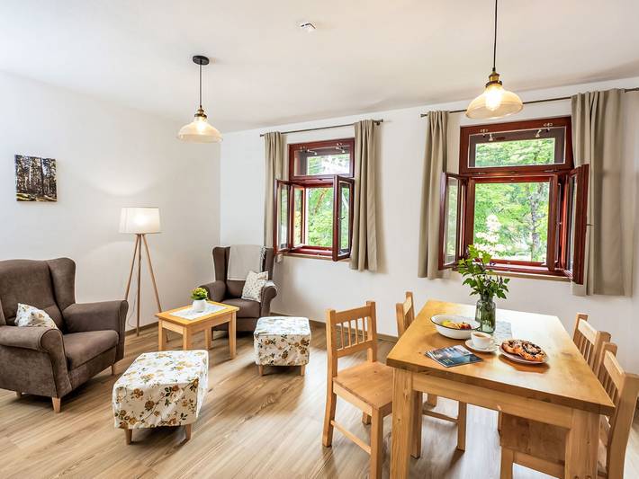 Ferienwohnung für 4 Personen, mit Garten und Terrasse sowie Sauna, mit Haustier am Nationalpark Böhmerwald