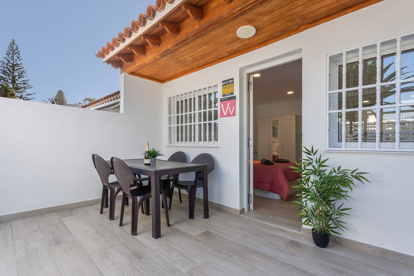 Ganze Wohnung, Ferienwohnung 'Calma Mar' mit Bergblick, Wlan und Klimaanlage in Costa del Silencio, Arona
