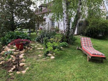 Gîte pour 2 personnes, avec jardin à Noisy-sur-École