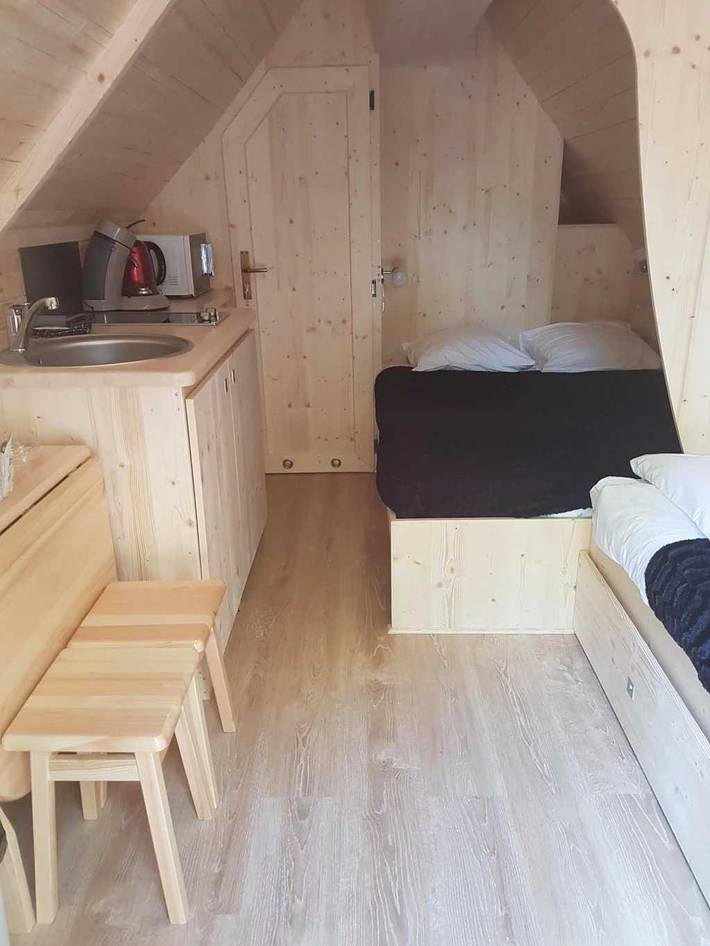 Cabane en bois pour 4 personnes, avec jacuzzi et sauna dans l' Aube