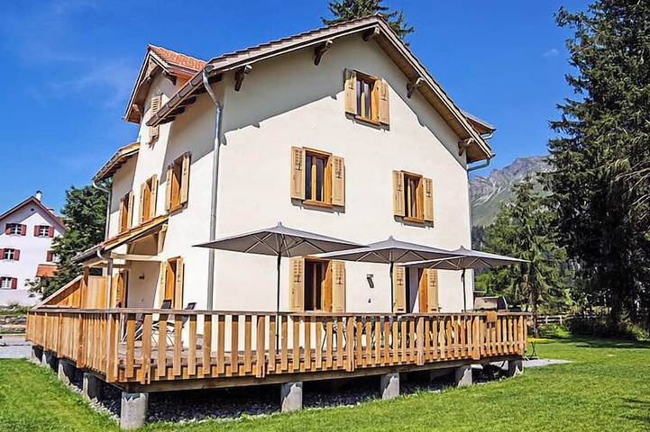 Ferienhaus für 10 Personen, mit Sauna und Balkon sowie Garten, mit Haustier