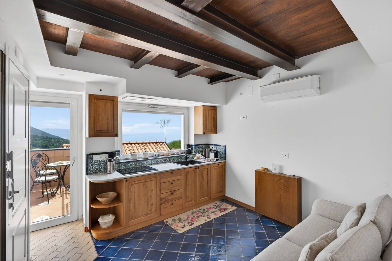 Casa Rosaria Sea View com Vista Mar, Wi-Fi e Ar Condicionado in Vietri sul Mare, Costa Amalfitana