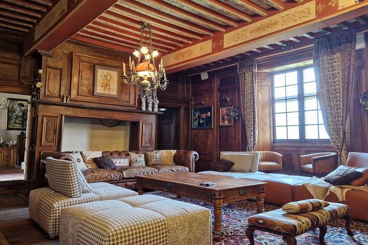 Gîte pour 12 personnes, avec Jardin à Léguillac-de-l'Auche - 2