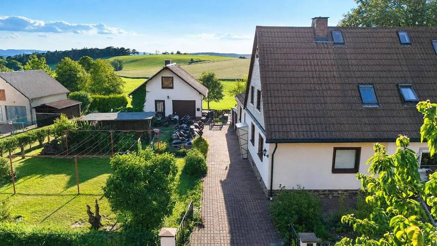 Ferienhaus für 8 Personen, mit Terrasse und Garten sowie Ausblick in Sayda