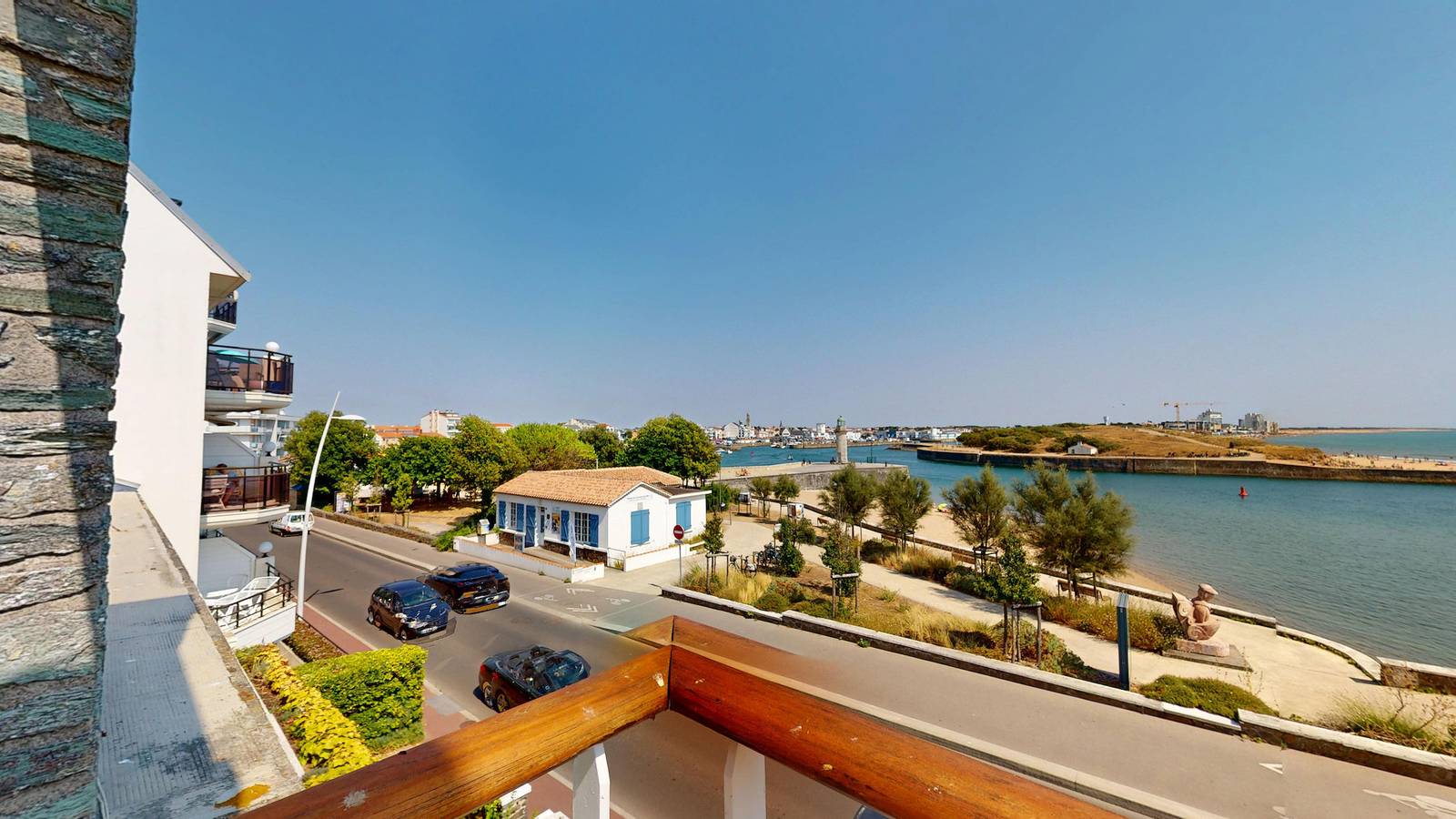 Villa de la Vie – Vue Panoramique Exceptionnelle in Saint-Gilles-Croix-de-Vie, Loire Valley