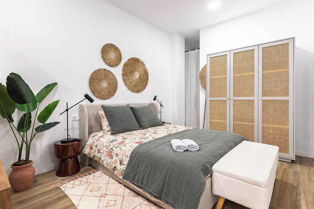 Apartamento entero, Loft reformado | Adaptado | Smart Tv | Ac | 3Pax | in Valencia, Costa de Valencia