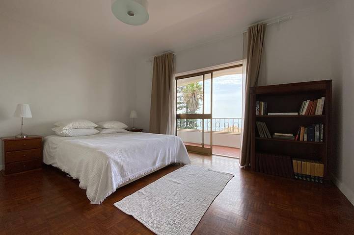 Beachfront T4 Holiday House in Cascais e Estoril, Costa de Lisboa