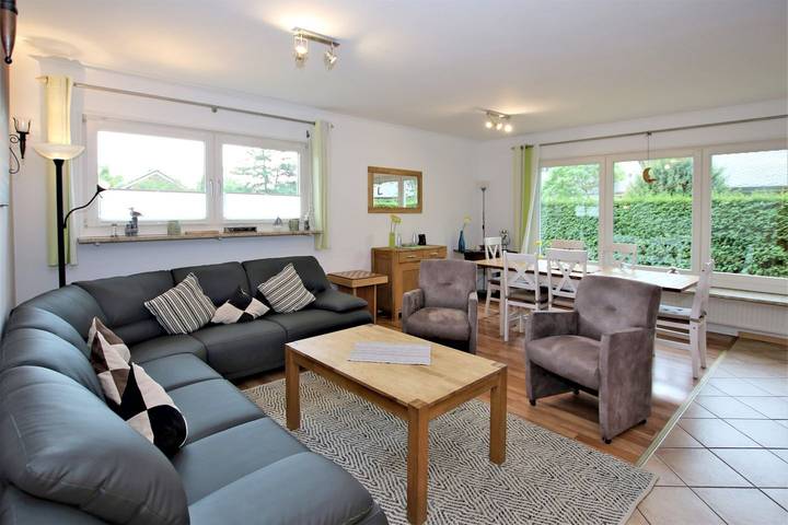 Ferienhaus für 8 Personen, mit Sauna und Garten sowie Terrasse in Wyk auf Föhr (Stadt) - 2