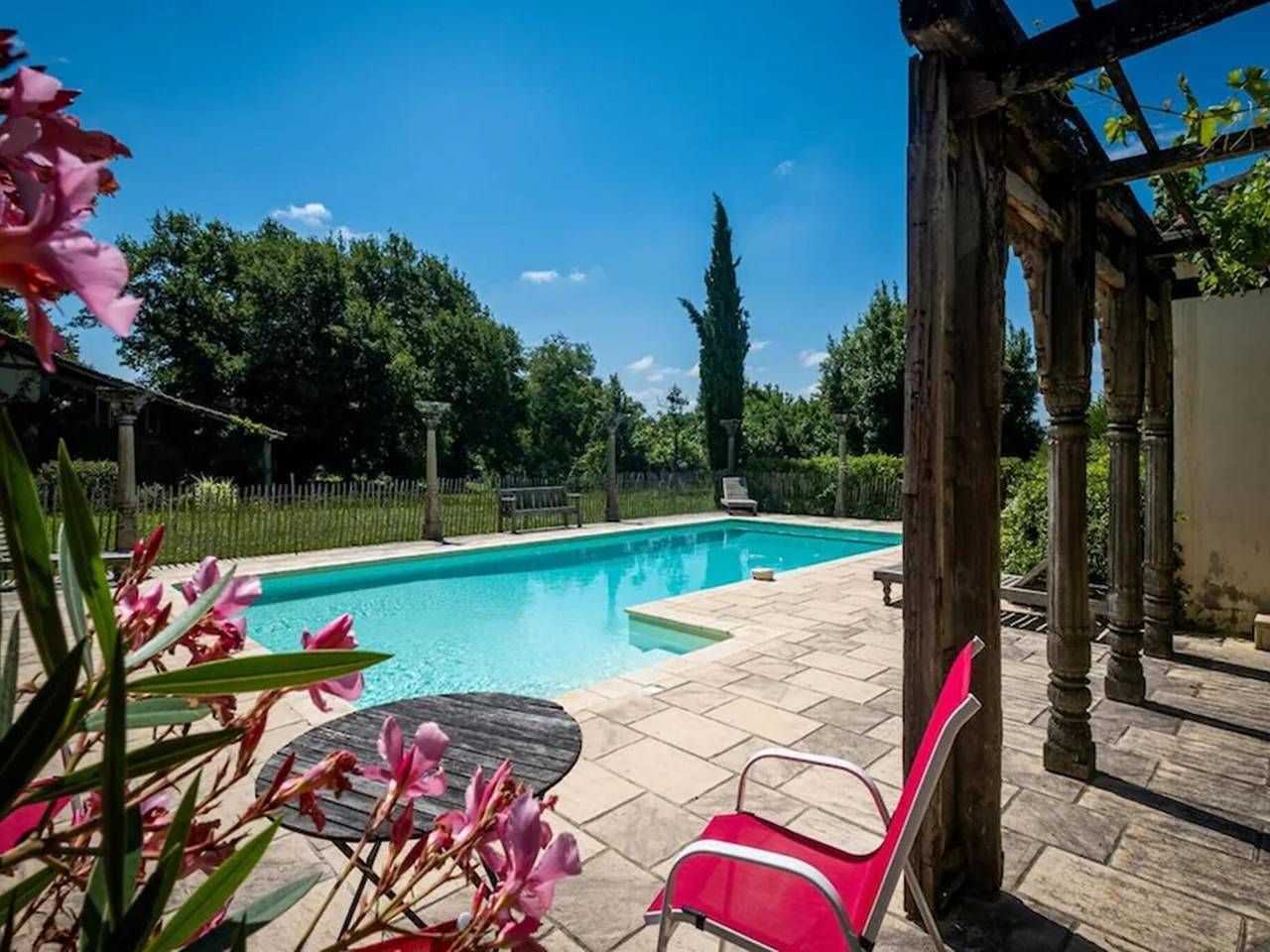 Gite de luxe avec piscine privée dans le Gers in Perchède, Gers