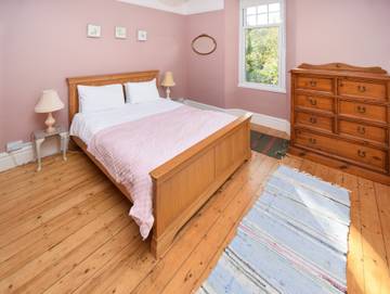 Holiday Rental for 16 People in Arnside, Cumbria, Photo 3