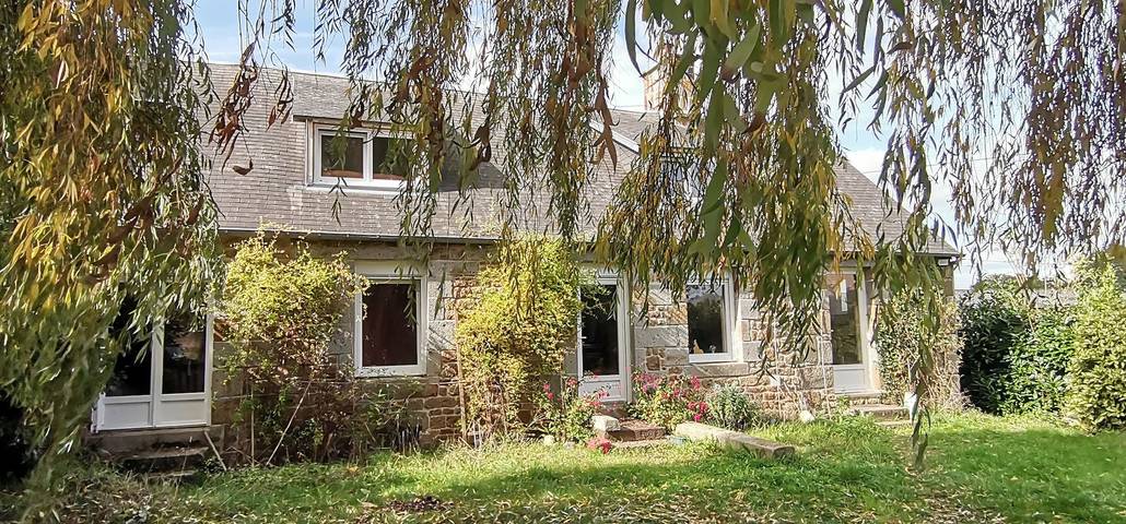 Gîte pour 4 personnes, avec terrasse et jardin