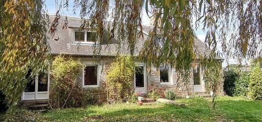 Gîte pour 4 personnes, avec terrasse et jardin à Pont-d'Ouilly