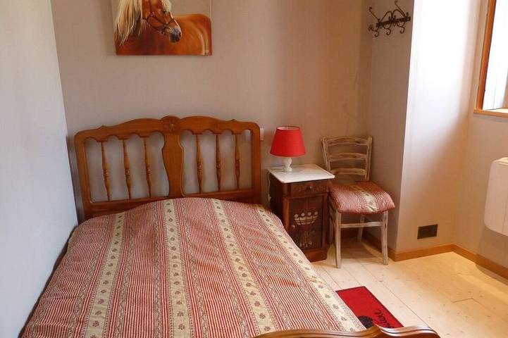 Location de vacances pour 7 personnes, avec jardin à Champeix - 3