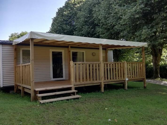 Mobil home pour 6 personnes, avec piscine et terrasse à Bieuzy