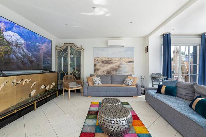 Location de vacances pour 15 personnes, avec sauna ainsi que vue et jardin, animaux acceptés à Ittenheim - 2