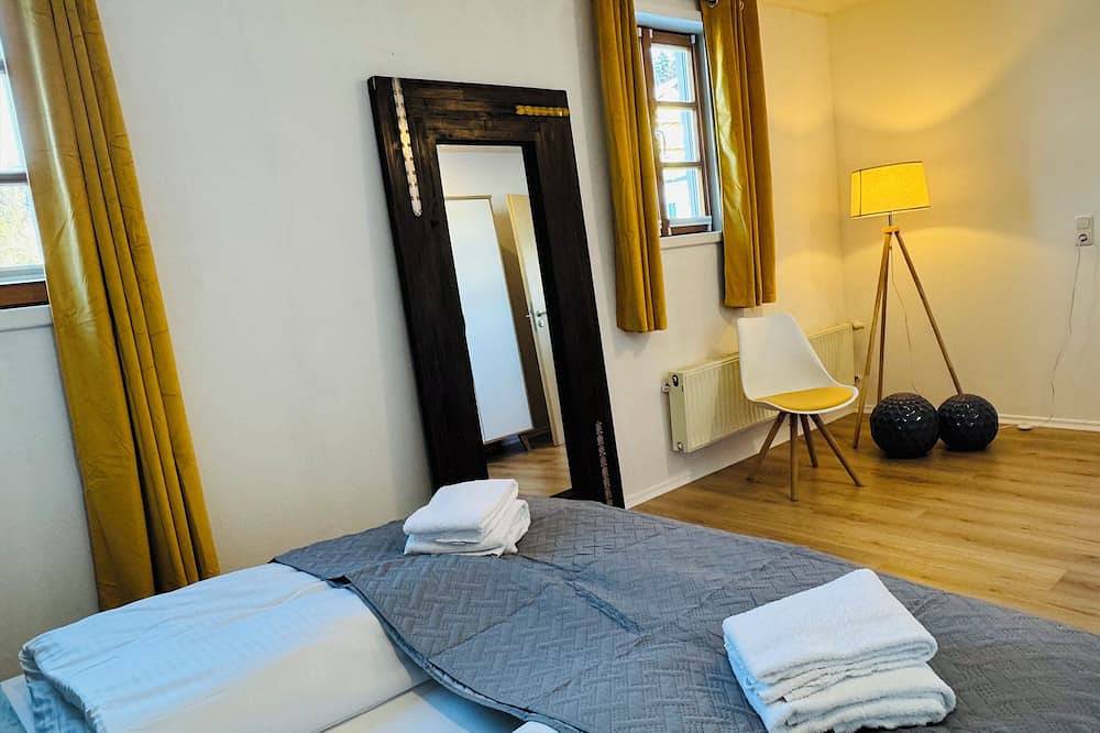 S‘Landhaus Apartment  Holzofen, Whirlpool Infrarotsauna Wellnessdusche in Neuschönau, Šumava Mountains