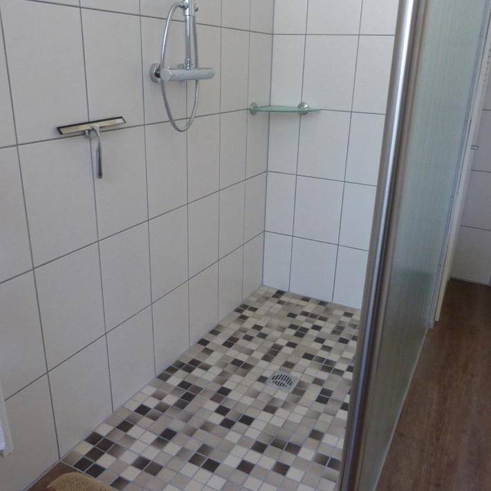 Ferienwohnung für 4 Personen, mit Balkon und Terrasse sowie Garten und Ausblick in Damnatz - 3