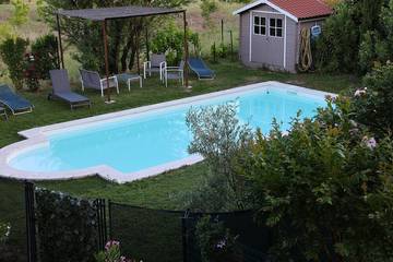 Cottage pour 4 personnes, avec terrasse et jardin à Gargas
