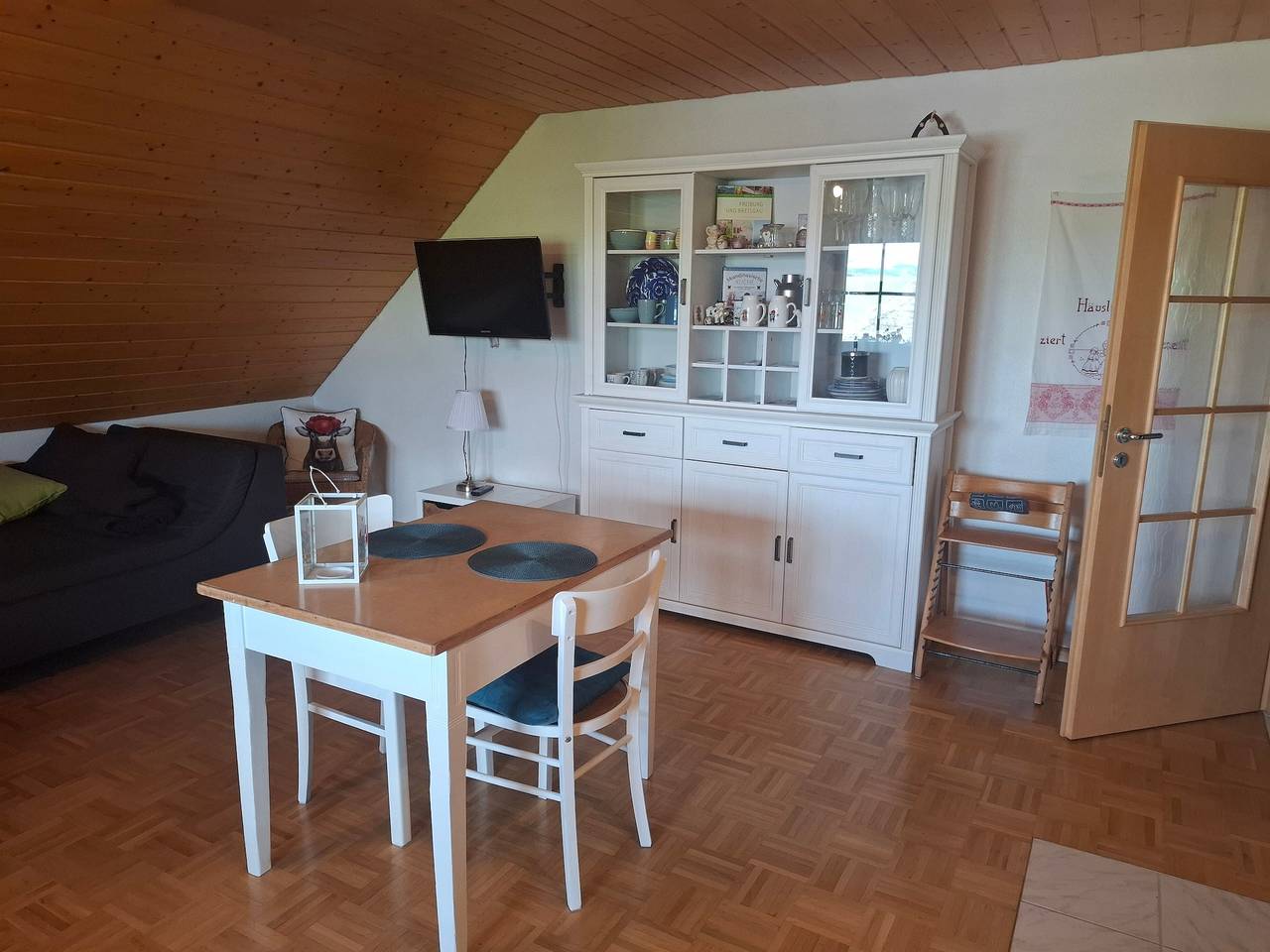 Ganze Wohnung, Apartment „Haus Haldenhof“ mit Bergblick und Balkon in Obermünstertal, Münstertal