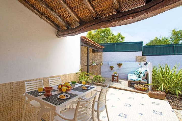 Vakantiehuis voor 4 personen, with zwembad and kinderzwembad as well as tuin - 1