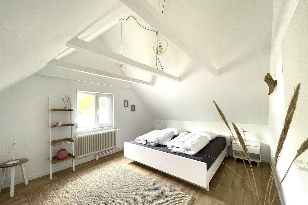 Großes stylisches Ferienhaus in Ländlicher Idylle (Nähe Hooksiel) in Wangerland, Südliche Nordseeküste