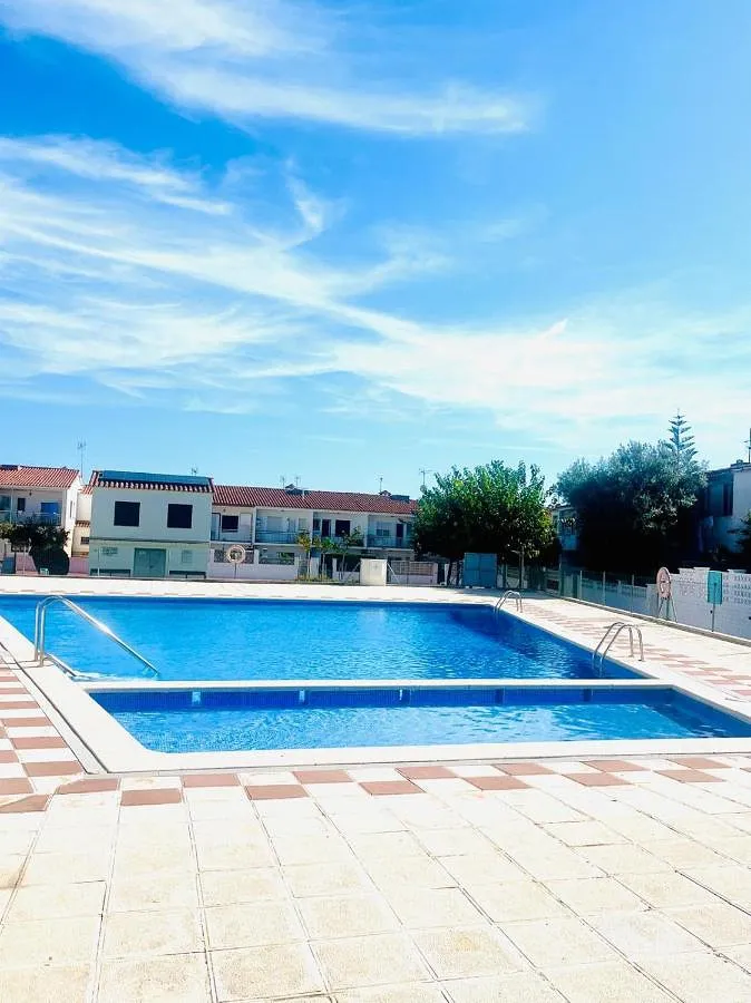 Holiday home for 6 people, with garden and pool - 1