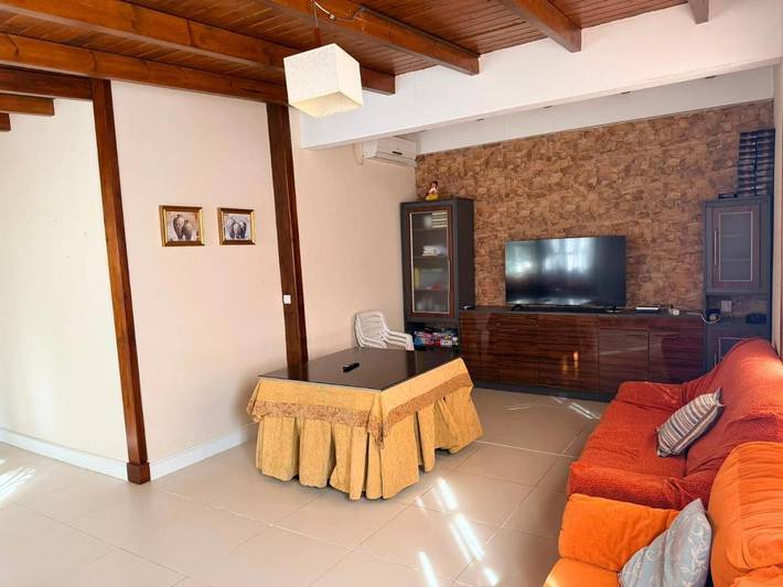 Casa rural para 10 personas, con Terraza además de Jardín y Piscina en Castilblanco de los Arroyos - 2